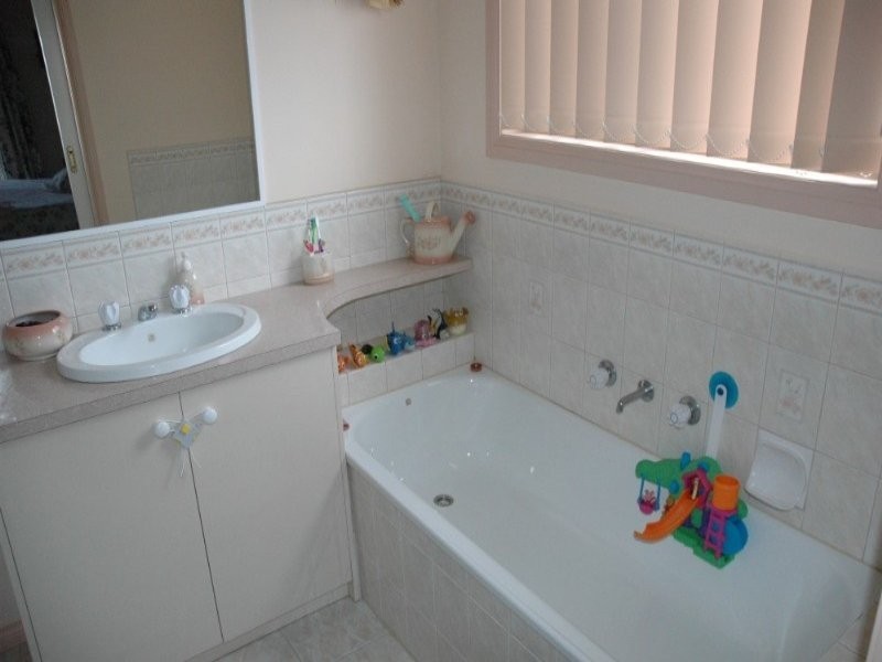 36 Sorbonne Drive, Sunbury VIC 3429