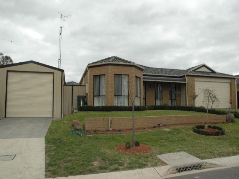 4 Doig Place, Sunbury VIC 3429