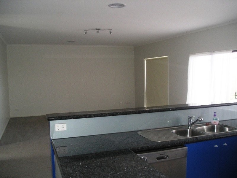 6 Ervine Close, Sunbury VIC 3429