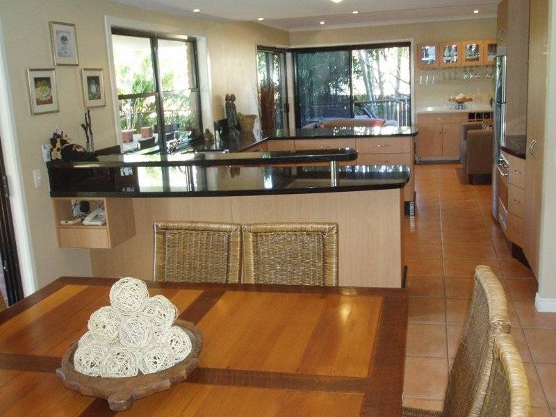 7 Kula Close, Benowa QLD 4217