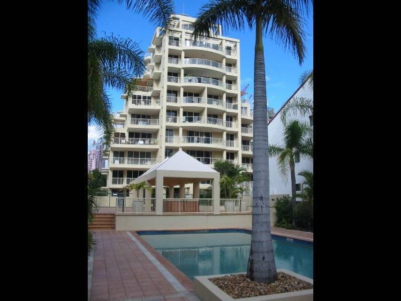 11 Seychelles. Woodroffe Avenue, Main Beach QLD 4217