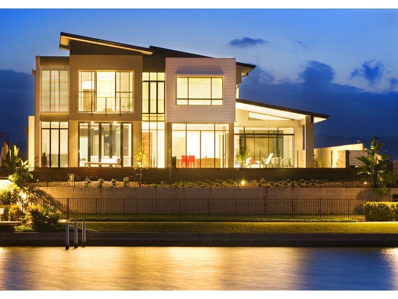 5059 Emerald Island Drive, Carrara QLD 4211