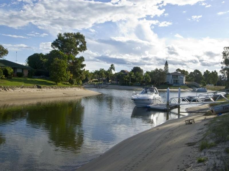 64 Poinciana Boulevard, Broadbeach Waters QLD 4218