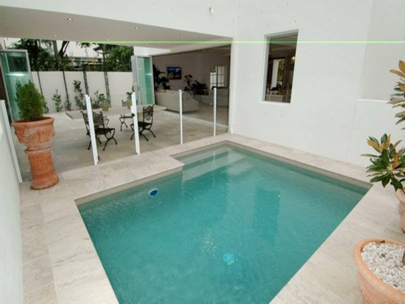 27 Ocean Street, Mermaid Beach QLD 4218