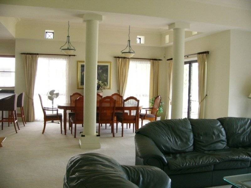 1123 Beechwood Drive, Hope Island QLD 4212