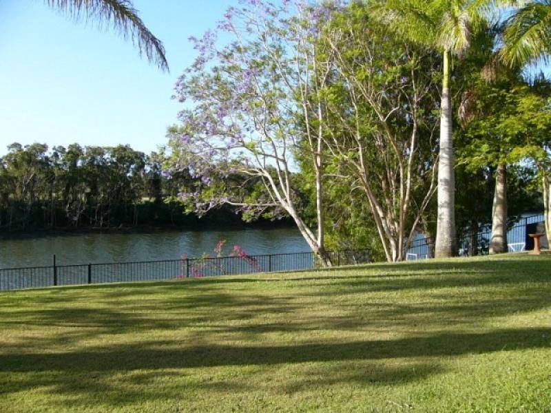 1123 Beechwood Drive, Hope Island QLD 4212