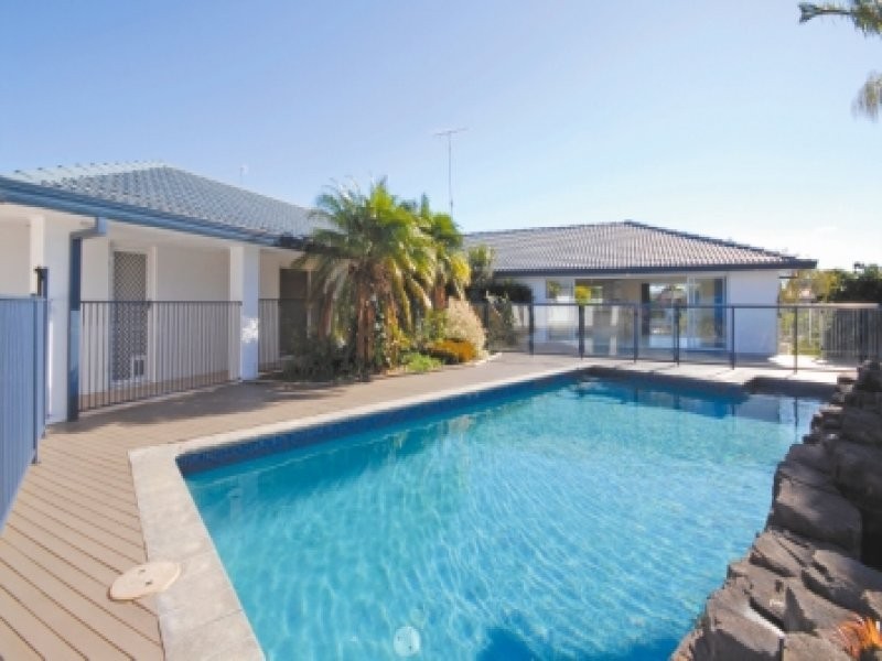 63 Rapallo Avenue, Isle Of Capri QLD 4217