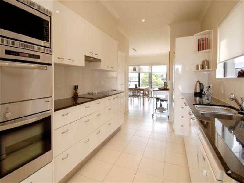 16 Blair Athol Crescent, Sorrento QLD 4217