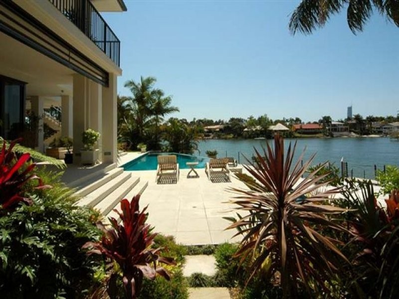 20 Marseille Court, Sorrento QLD 4217
