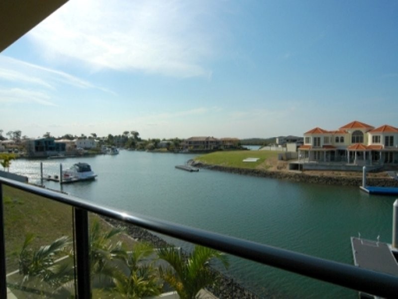 8074 Riverside Drive, Sanctuary Cove QLD 4212