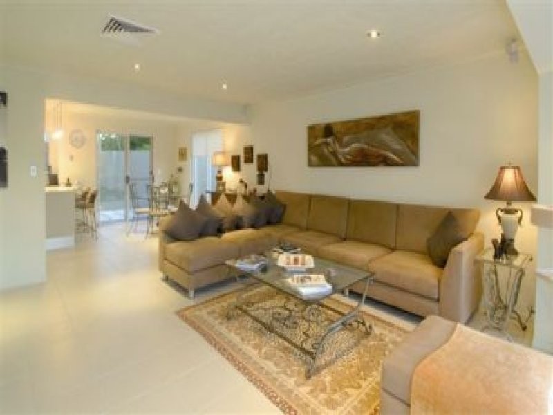 41 Furlong Street, Broadbeach Waters QLD 4218