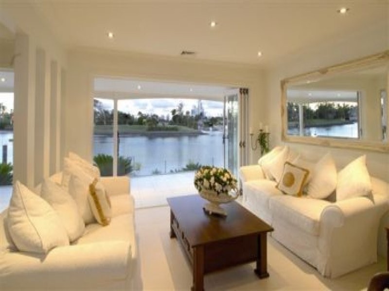 41 Furlong Street, Broadbeach Waters QLD 4218