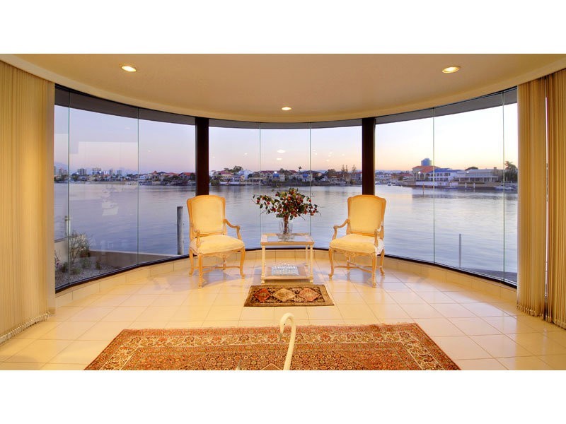 66 Admiralty Drive, Paradise Waters QLD 4217