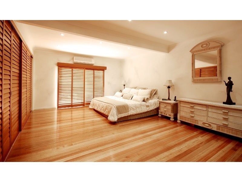 35 Admiralty Drive, Paradise Waters QLD 4217