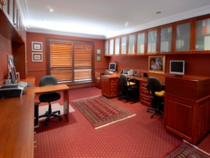 9 Wallaby Place, Sorrento QLD 4217