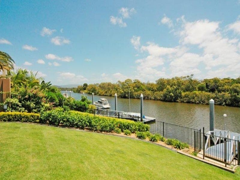 2346 Cressbrook Drive, Hope Island QLD 4212