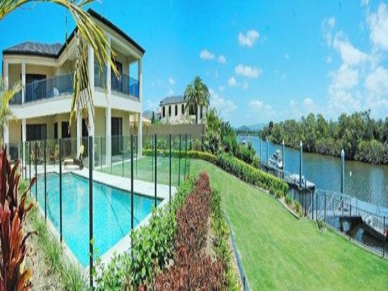 2346 Cressbrook Drive, Hope Island QLD 4212