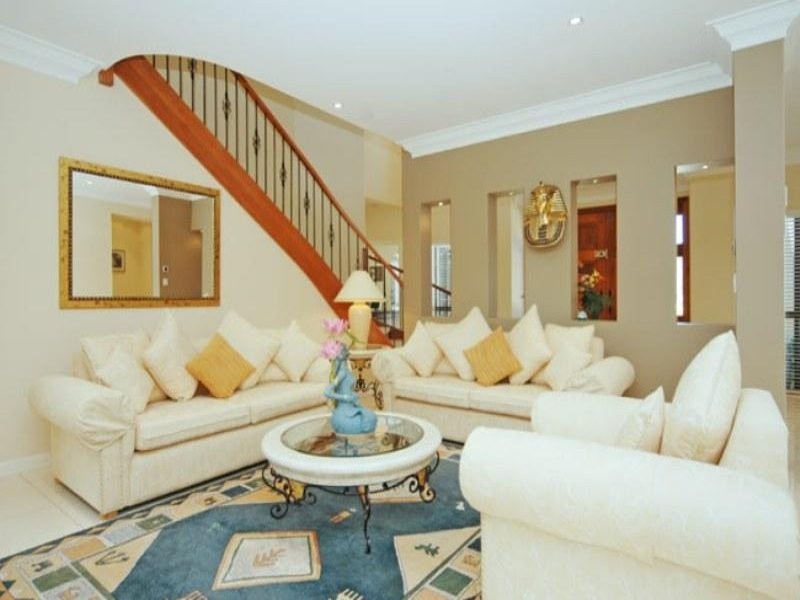 2346 Cressbrook Drive, Hope Island QLD 4212