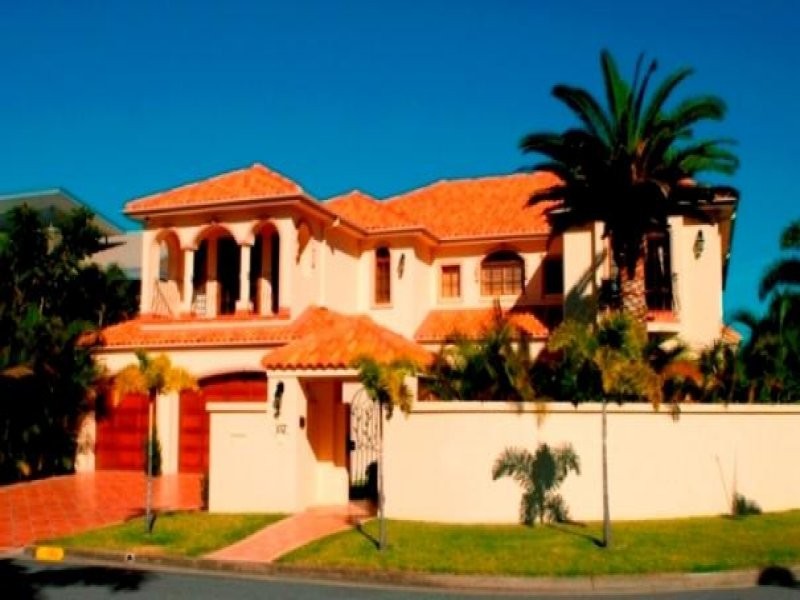 102 Admiralty Drive, Paradise Waters QLD 4217