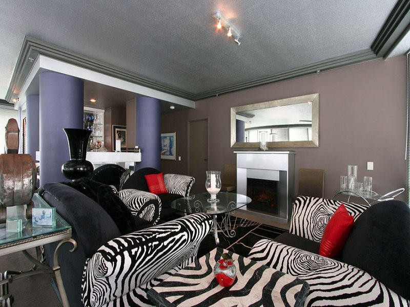 42 Malibu. Tedder Avenue, Main Beach QLD 4217