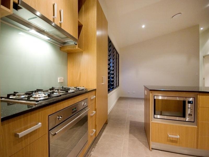 3008 Hillside Walk, Sanctuary Cove QLD 4212