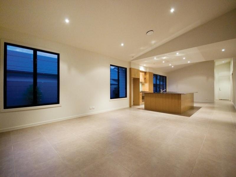 3008 Hillside Walk, Sanctuary Cove QLD 4212