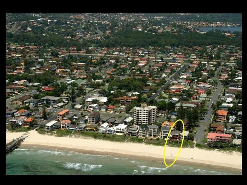 215 Jefferson Lane, Palm Beach QLD 4221
