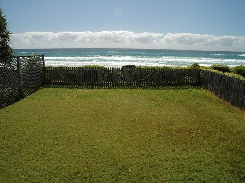 267 Jefferson Lane, Palm Beach QLD 4221