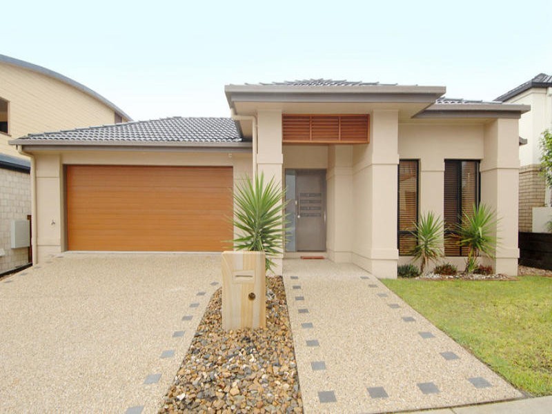 111 Bayswater Avenue, Varsity Lakes QLD 4227