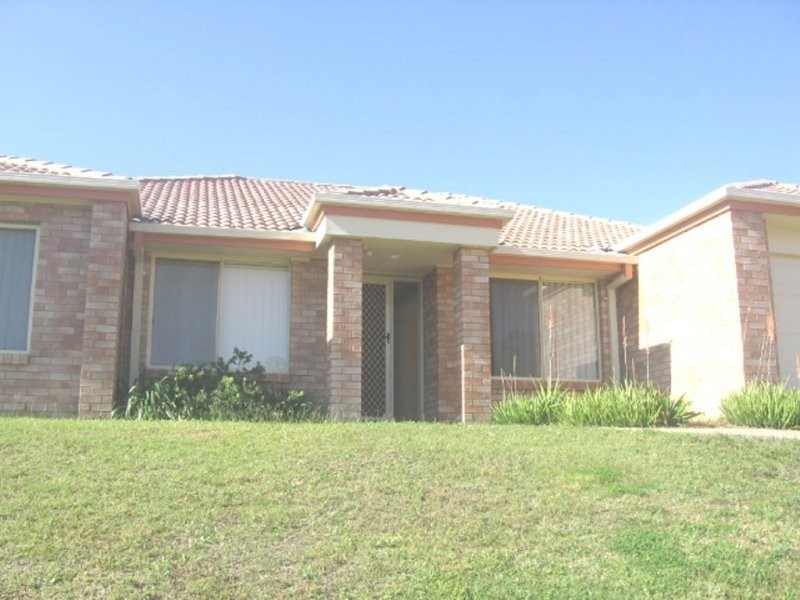 15 Feathertop Crescent, Pacific Pines QLD 4211