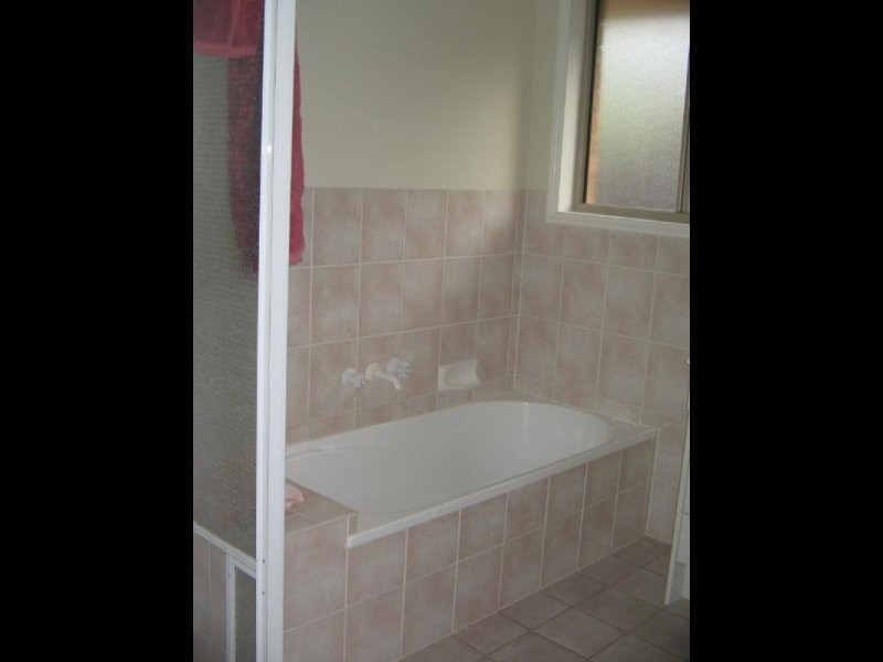 6 Grovedale Court, Parkwood QLD 4214