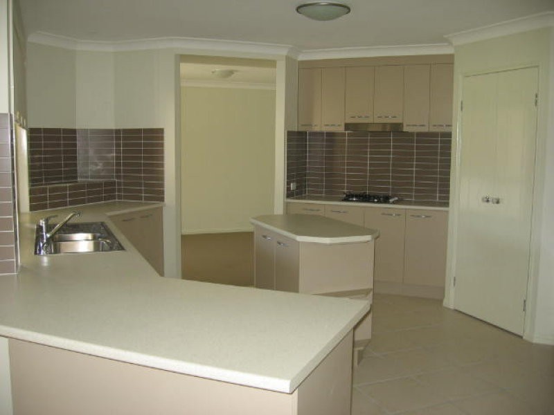 11 Kilkivan Drive, Ormeau QLD 4208