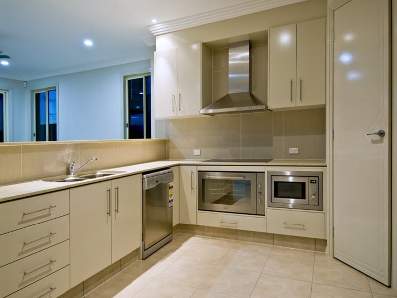 7402 Ellensbrook Drive, Hope Island QLD 4212