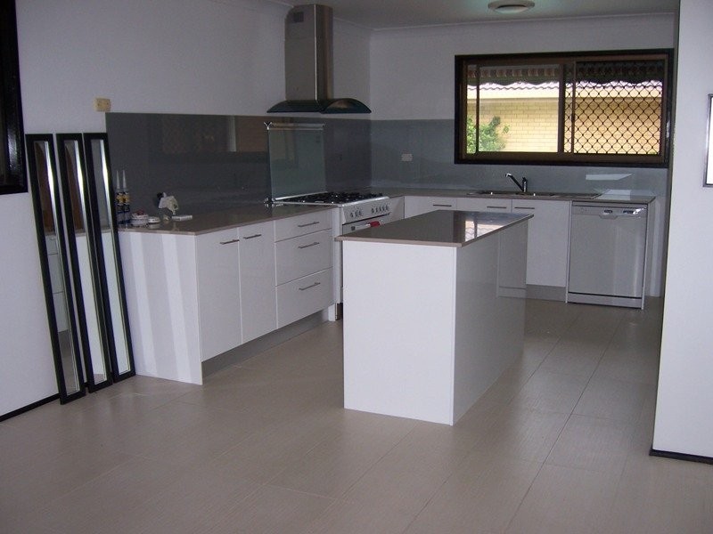 106 Campbell Street, Sorrento QLD 4217