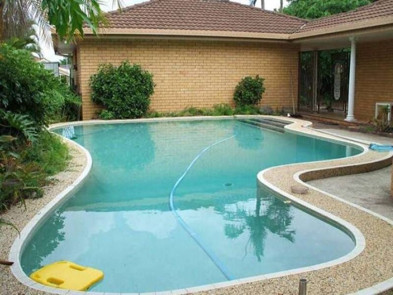 106 Campbell Street, Sorrento QLD 4217