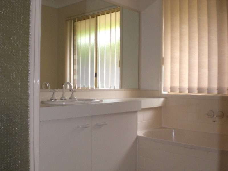 34 Fairview Court, Parkwood QLD 4214