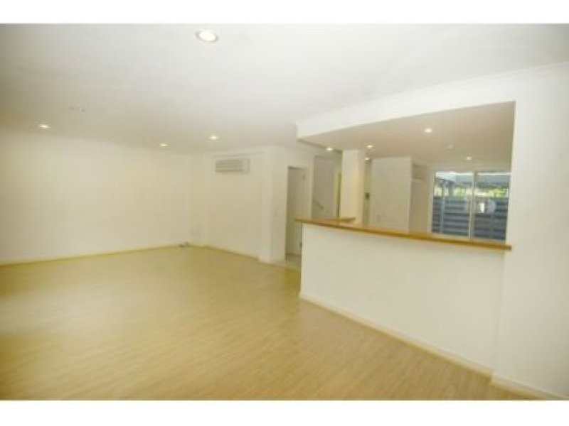 1 Ross Street, Benowa QLD 4217