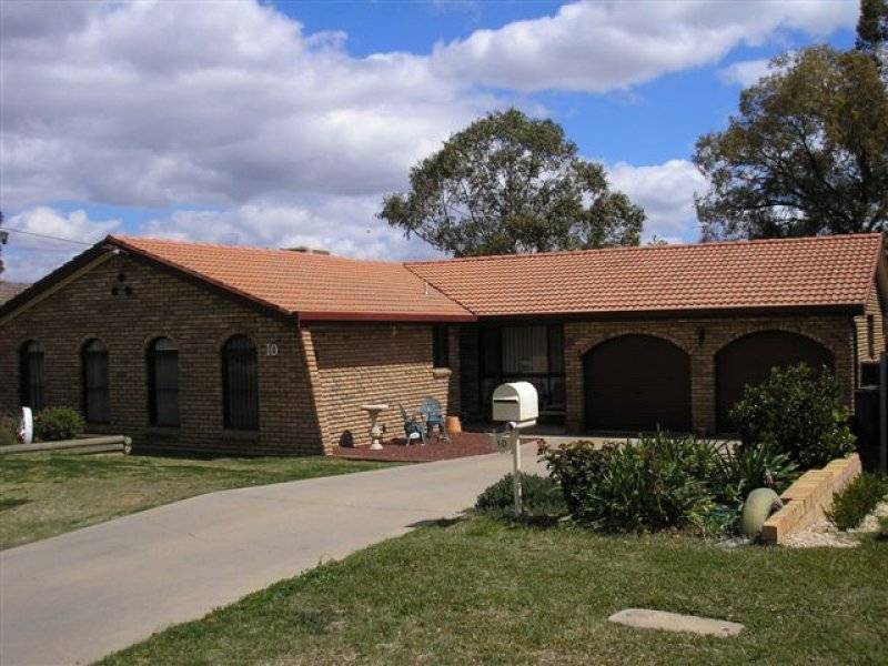 10 Yangoora Street, Tamworth NSW 2340