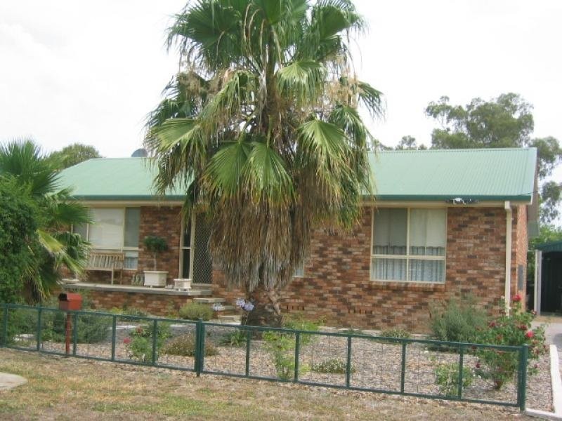 25 Stoddart Street, Manilla NSW 2346