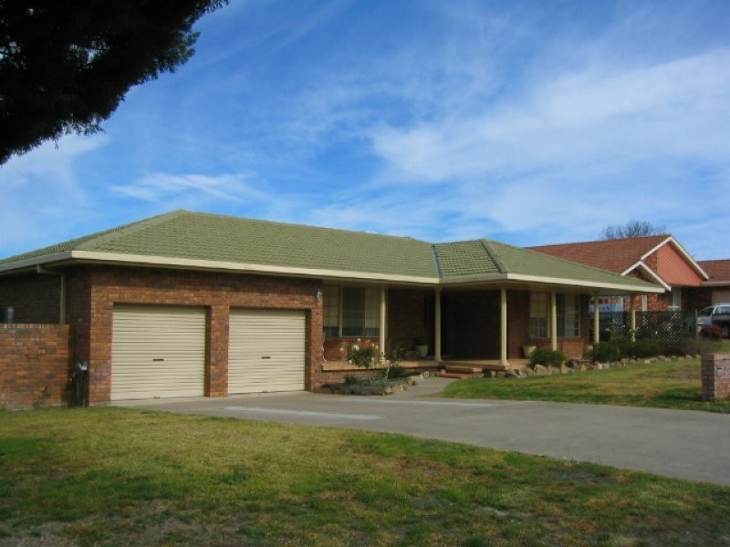 12 The Mews, Tamworth NSW 2340