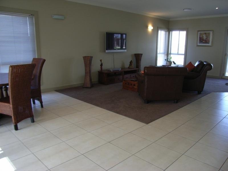 6 The Heights, Tamworth NSW 2340