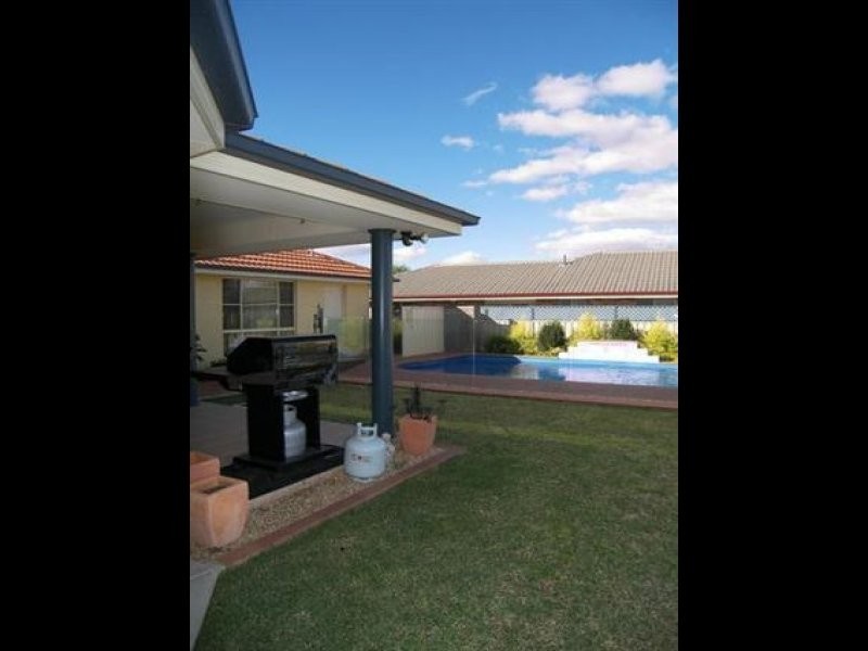 29 The Retreat, Tamworth NSW 2340