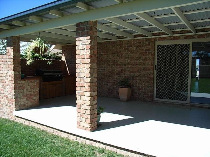 12 The Retreat, Tamworth NSW 2340