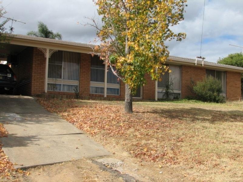 4 Fiona Street, Tamworth NSW 2340