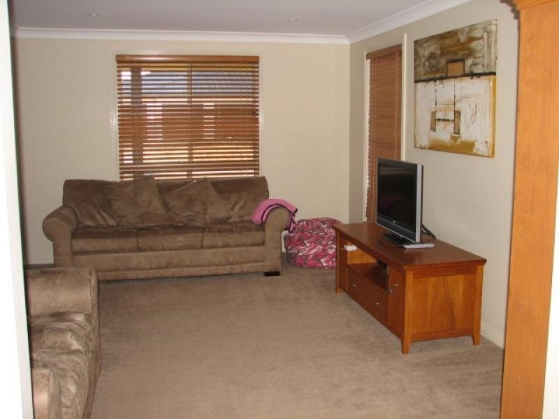 24 Kalinda Place, Tamworth NSW 2340