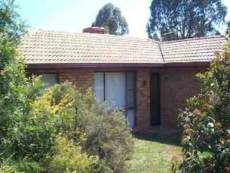 1 Boronia Drive, Tamworth NSW 2340