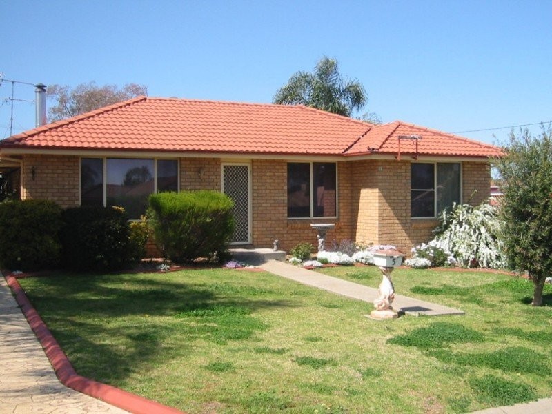 5 Maitland Street, Tamworth NSW 2340