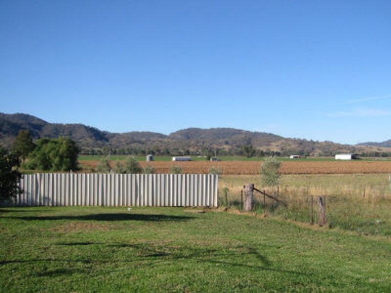 44 Harrier Parade, Tamworth NSW 2340
