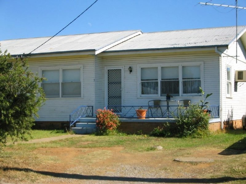 3 Bent Street, Tamworth NSW 2340