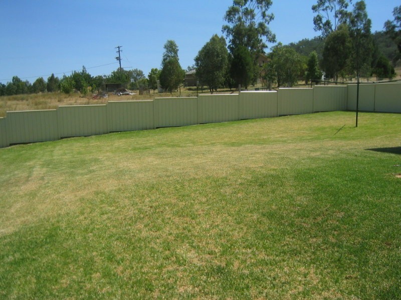 115 Glengarvin Drive, Tamworth NSW 2340